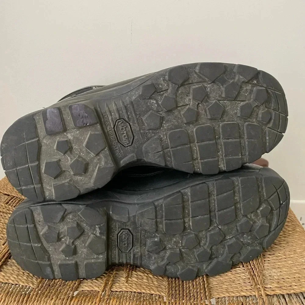 Danner Boots Men’s 8 Striker Torrent 8” Black Work Boot Gore-Tex Vibram Sole